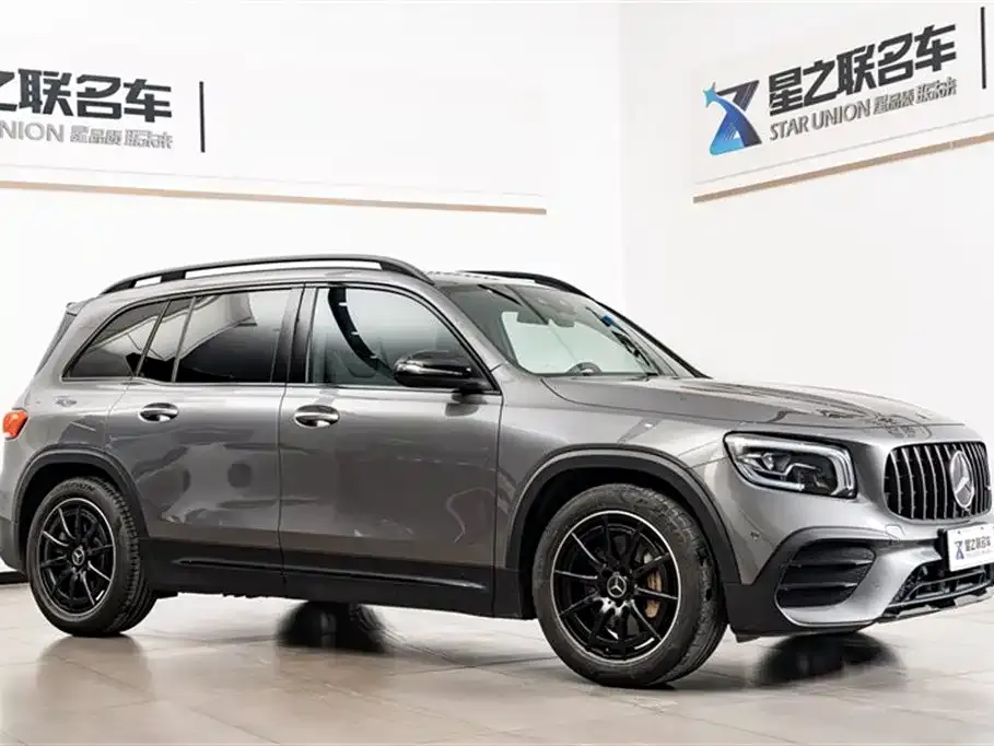 Mercedes-Benz GLB AMG — фото 6