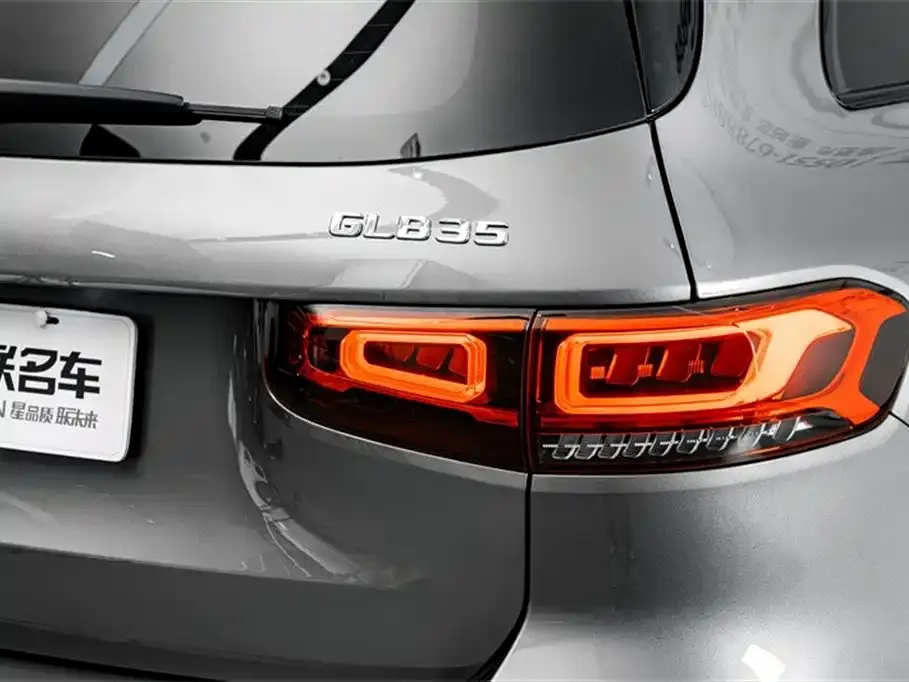Mercedes-Benz GLB AMG — фото 2