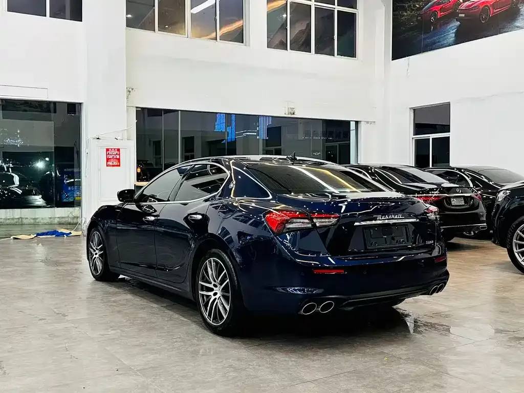 Maserati Ghibli — фото 4