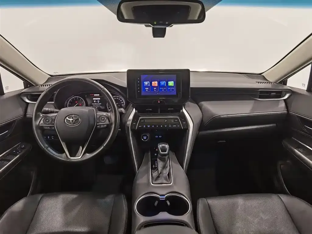 Toyota Harrier — фото 8