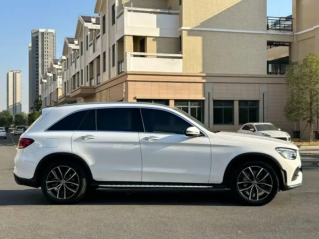 Mercedes-Benz GLC — фото 8