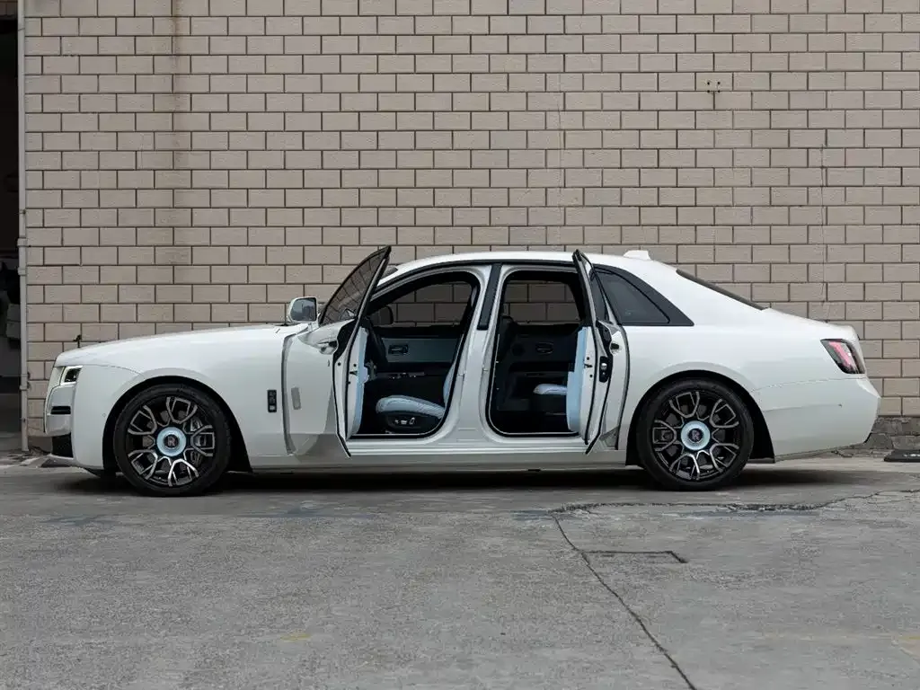 Rolls-Royce Ghost — фото 6