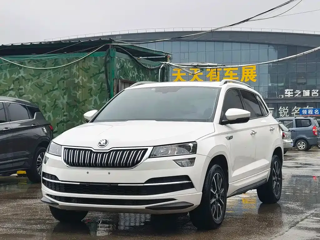 Skoda Karoq — фото 1