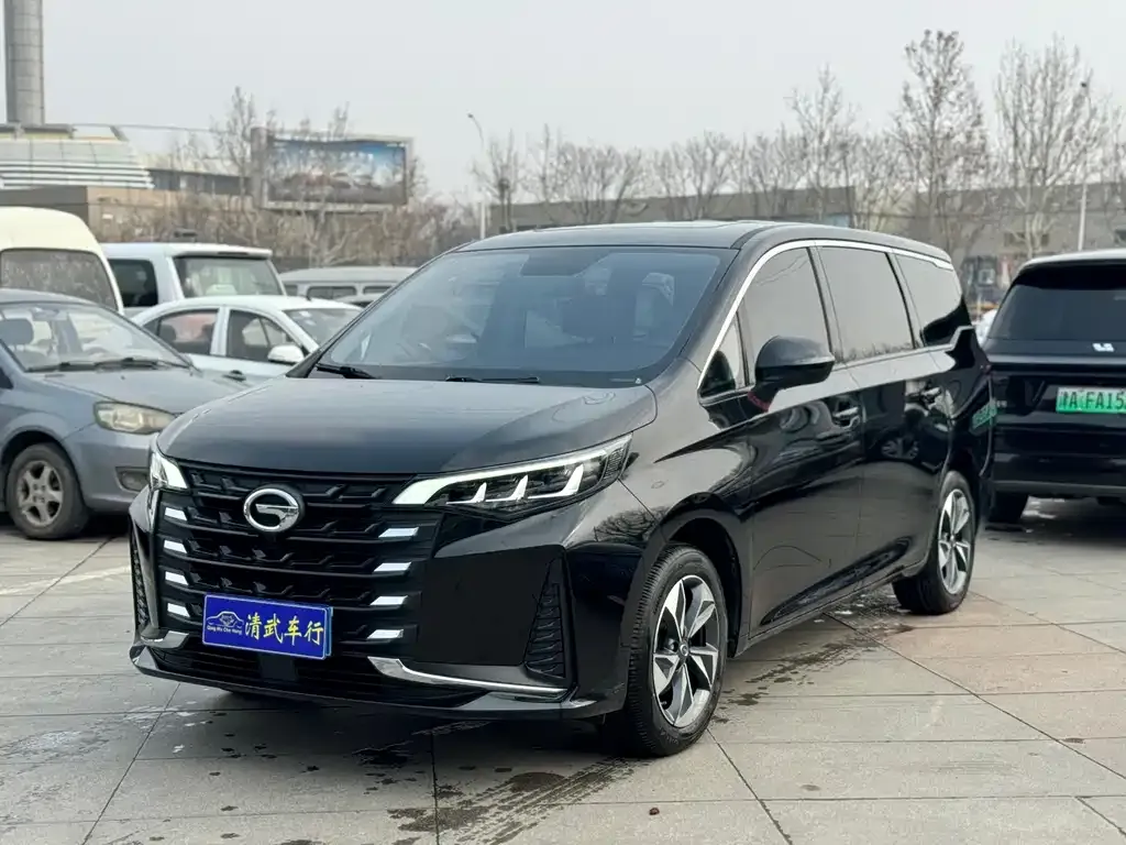 GAC Motor Trumpchi M6 — фото 1