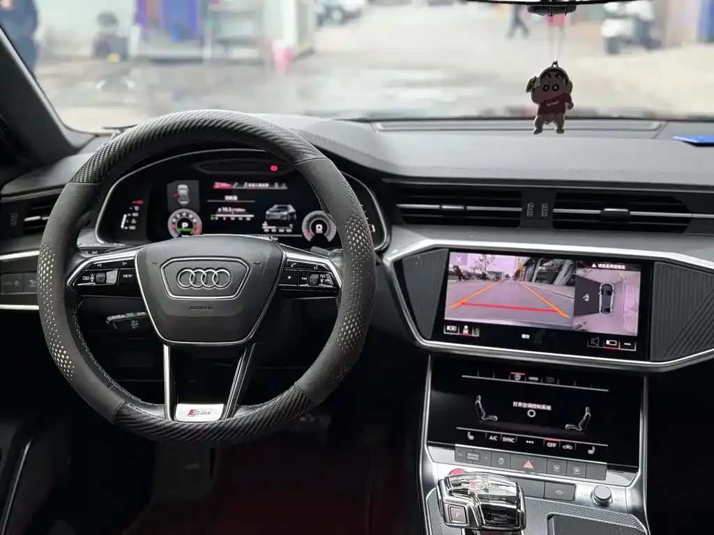 Audi A6L — фото 7