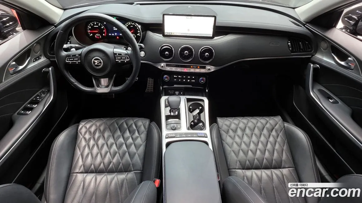 Kia Stinger — фото 10