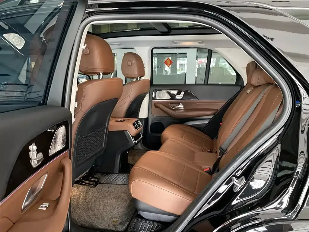Mercedes-Benz GLE — фото 9