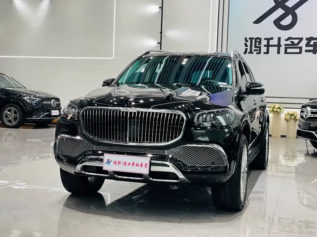 Mercedes-Benz GLS — фото 1