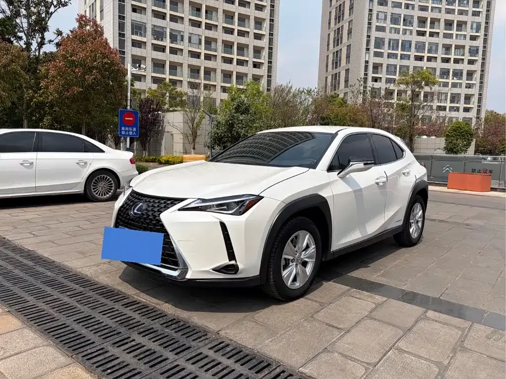 Lexus UX — фото 10