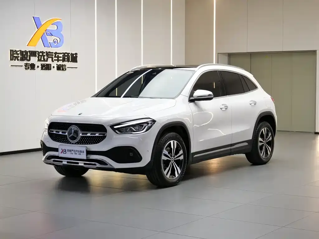 Mercedes-Benz GLA — фото 1