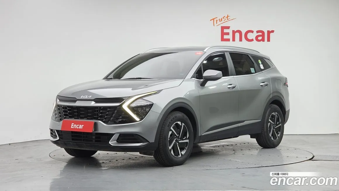Kia Sportage — фото 1