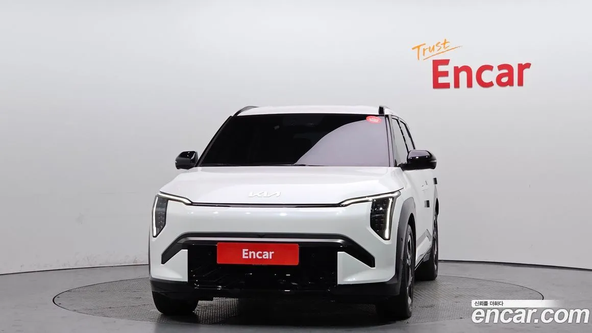 Kia EV3 — фото 4