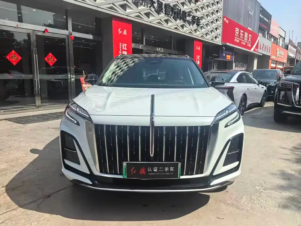 Hongqi HS3 PHEV — фото 2