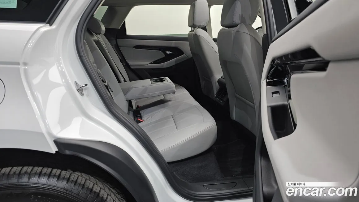 Land Rover Range Rover Evoque — фото 7
