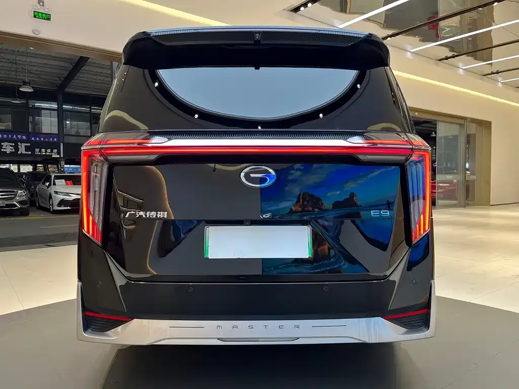 GAC Motor Trumpchi E9 — фото 9