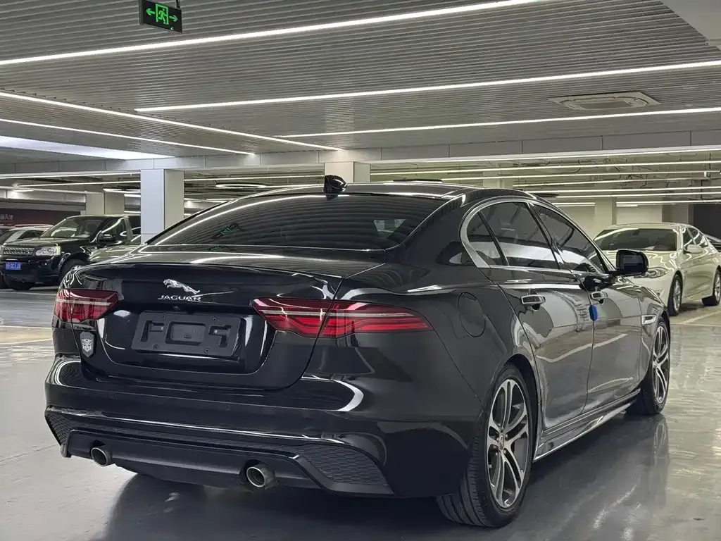 Jaguar XEL — фото 10