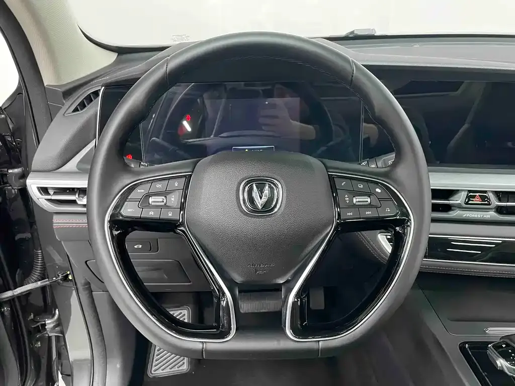 Changan CS75PLUS — фото 4