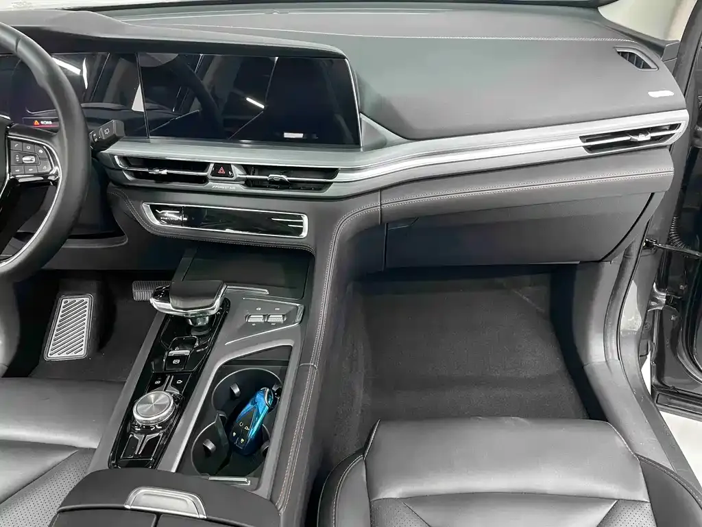 Changan CS75PLUS — фото 10