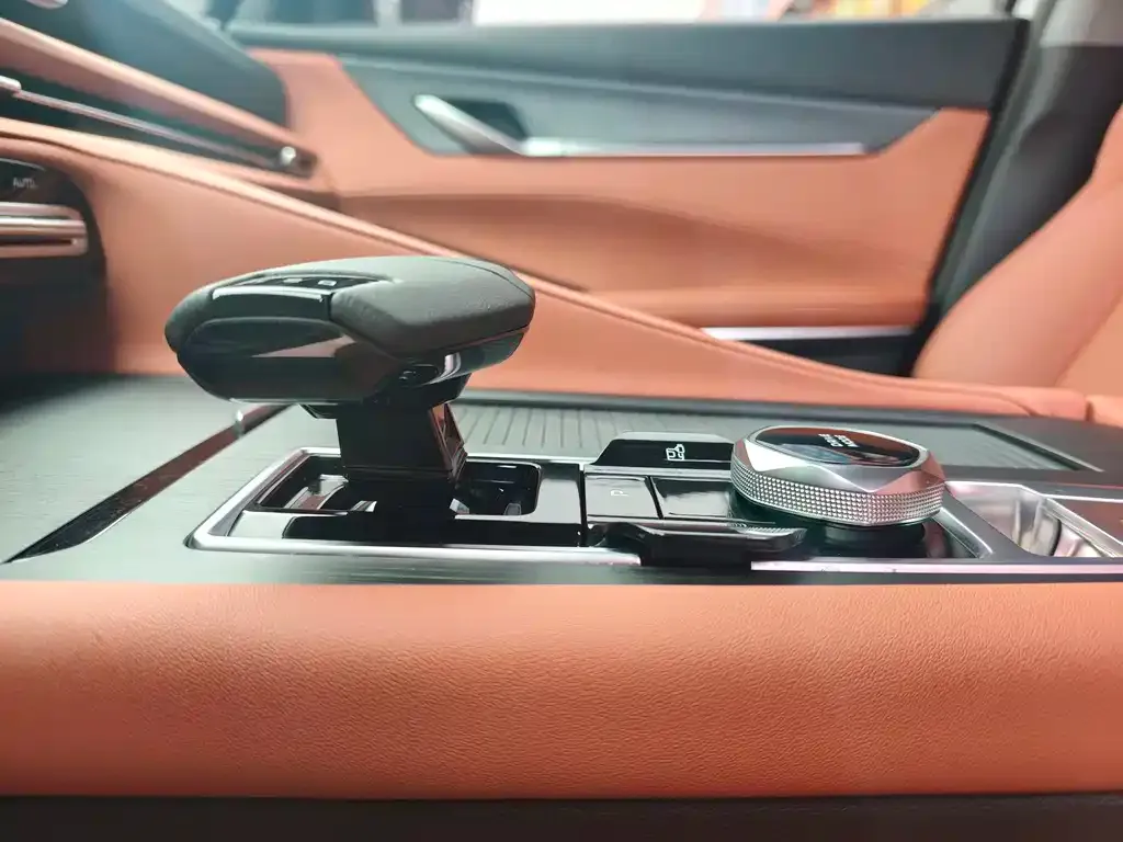 Changan CS75 PLUS — фото 2