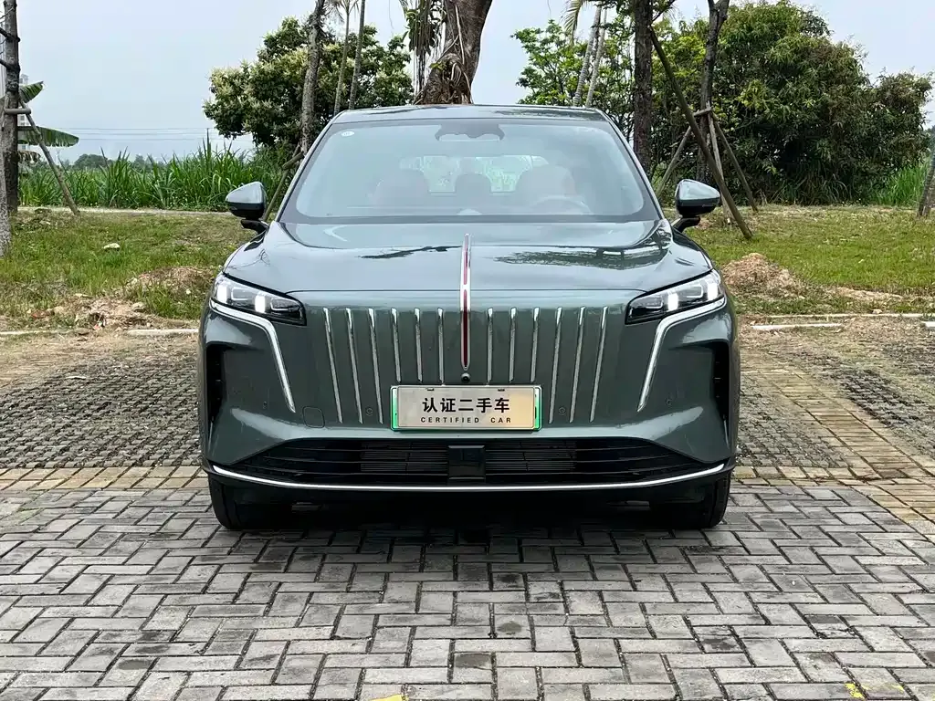 Hongqi HS6 PHEV — фото 5