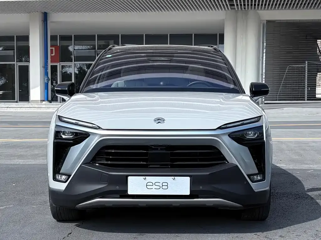 NIO ES8 — фото 2