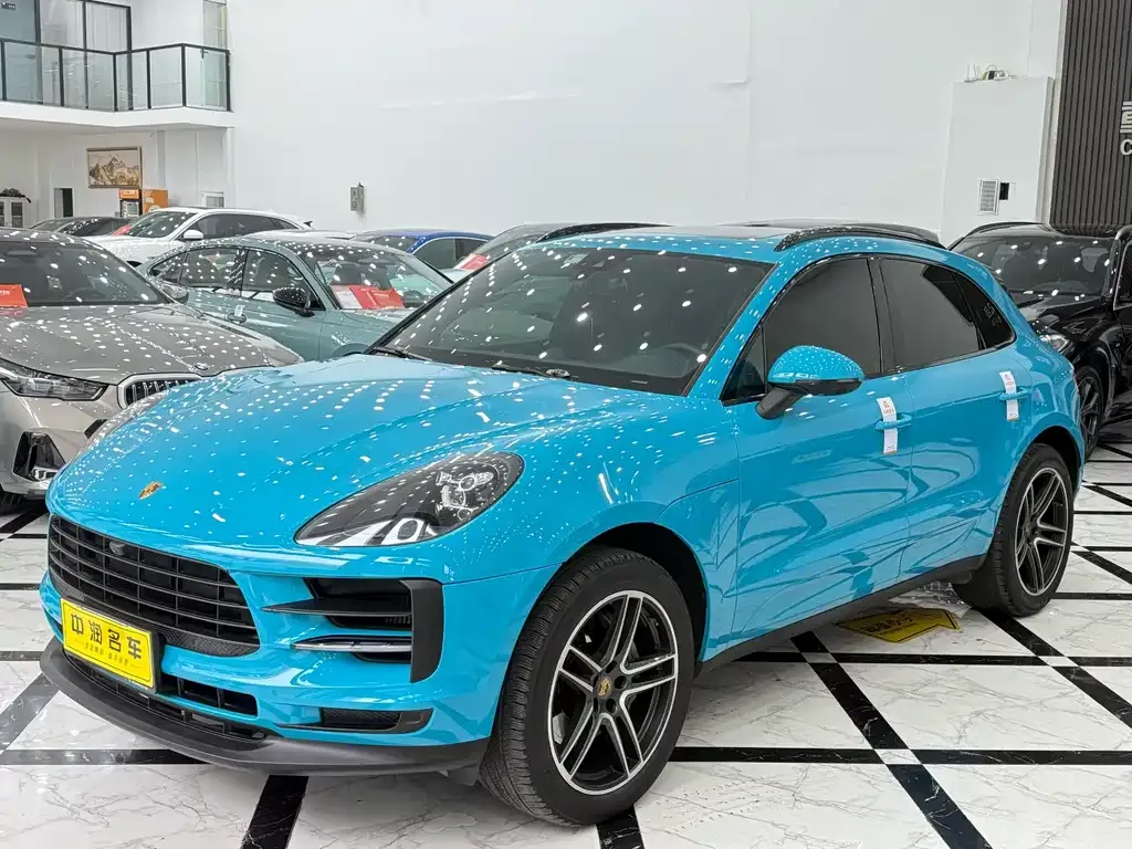 Porsche Macan — фото 1