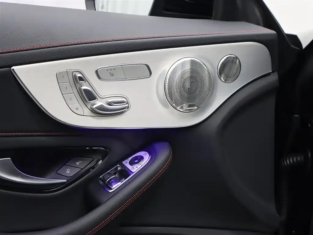 Mercedes-Benz C-Class AMG — фото 10