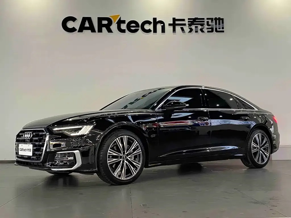 Audi A6L — фото 1