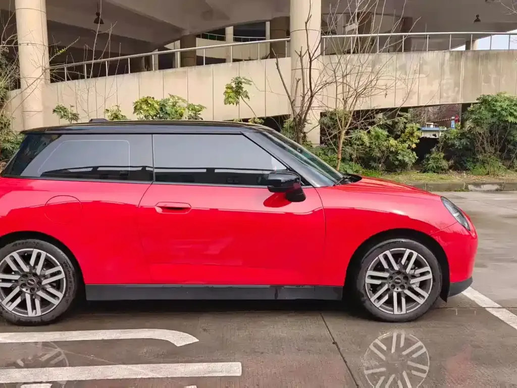 MINI Cooper EV — фото 9