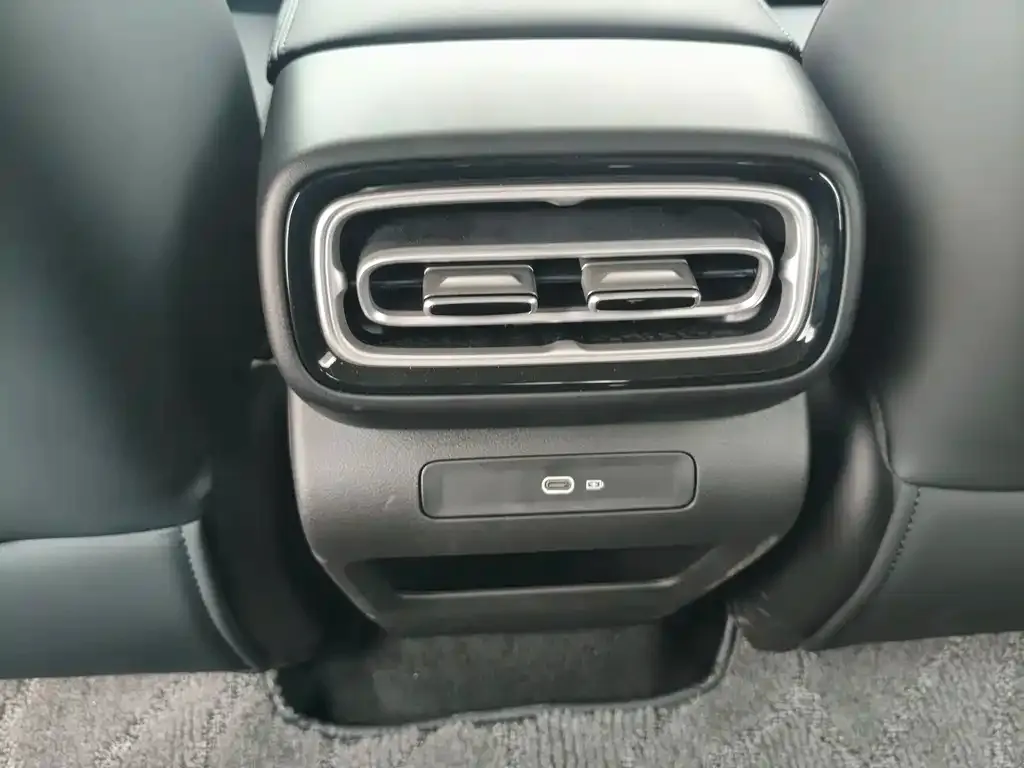 Geely 银河星耀6 — фото 2