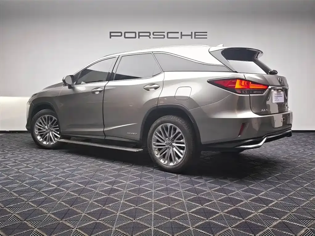 Lexus RX — фото 9