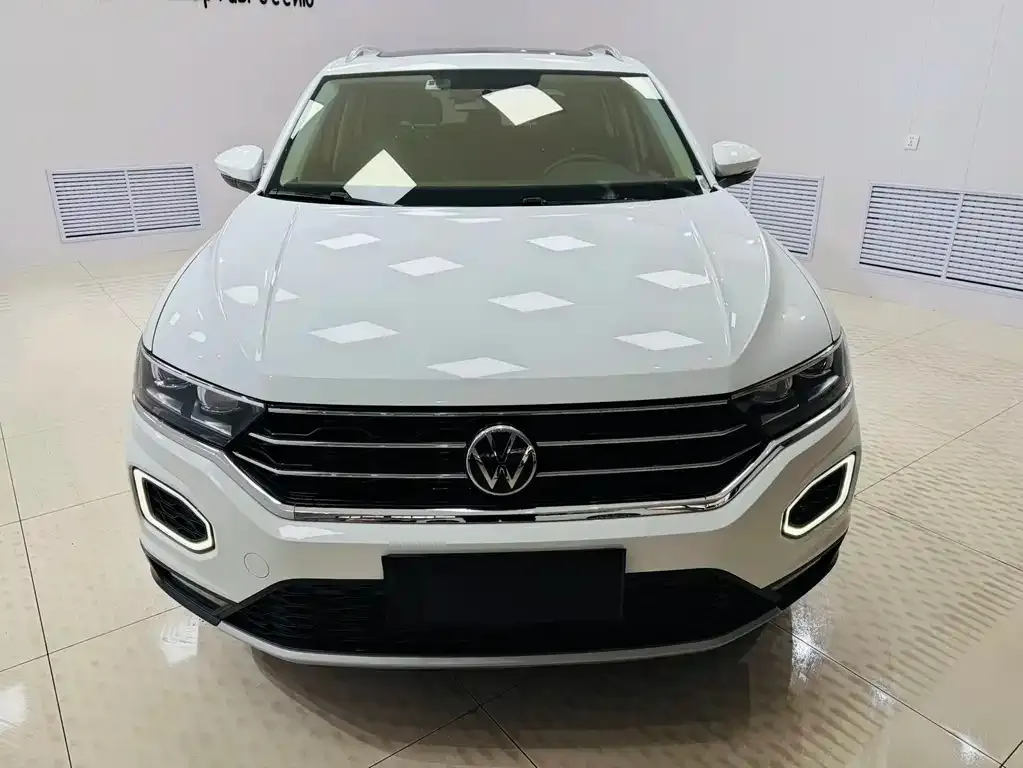 Volkswagen T-Roc — фото 2