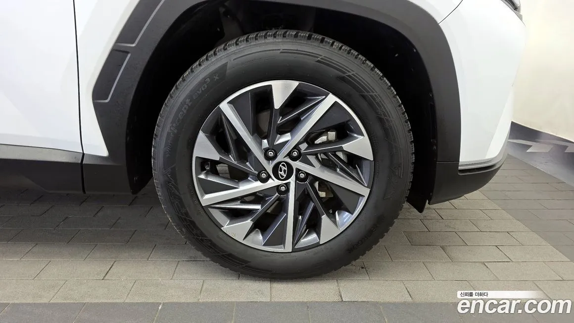 Hyundai Tucson — фото 9