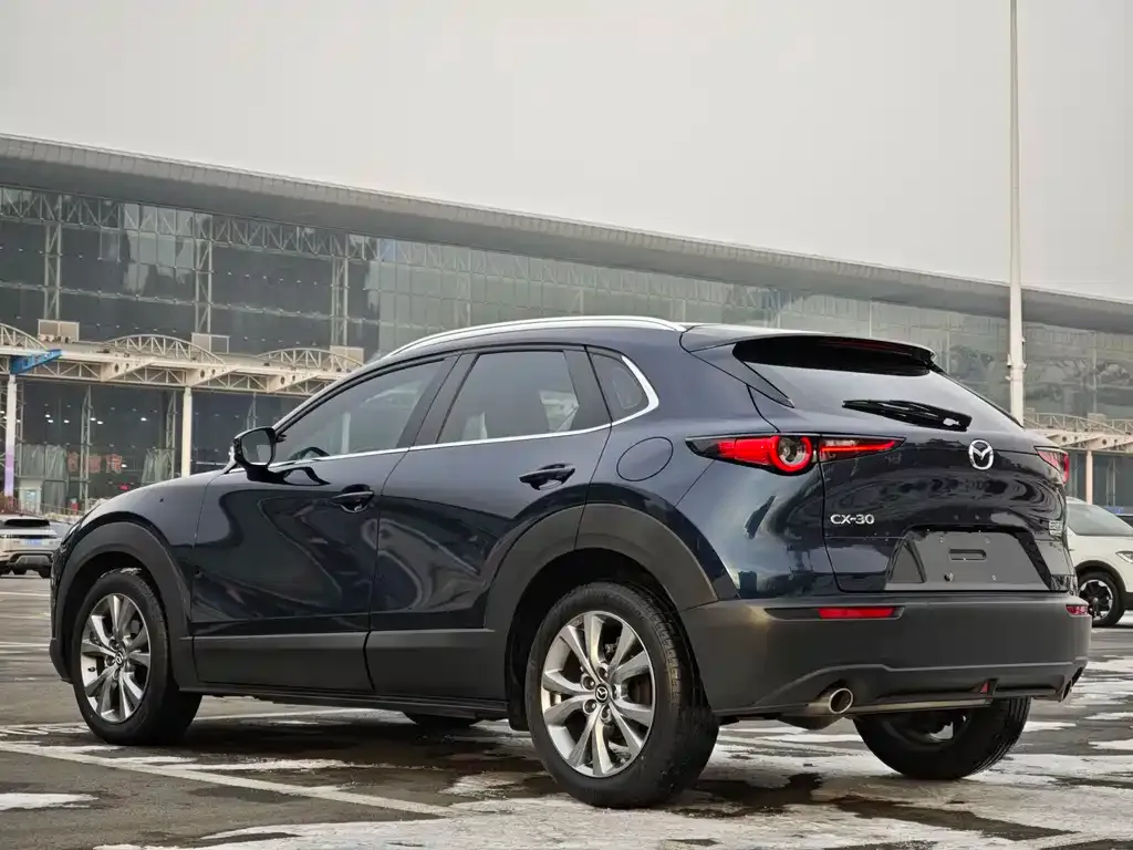 Mazda CX-30 — фото 4