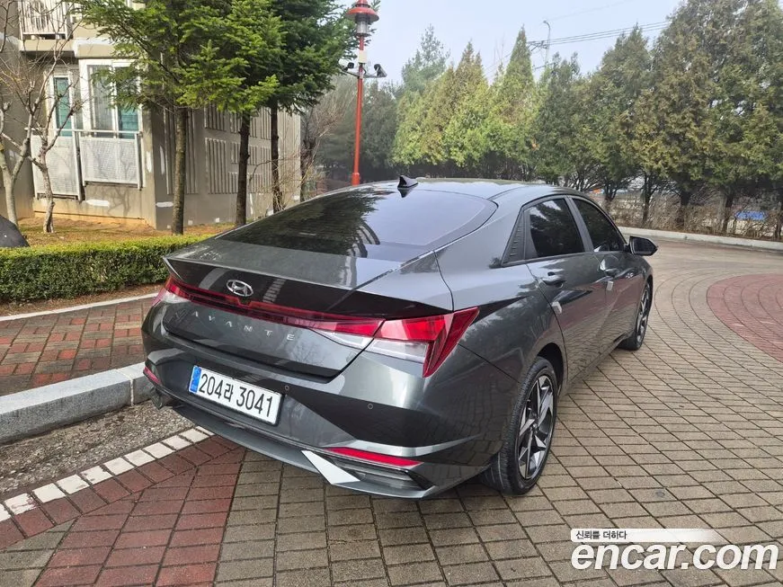 Hyundai AVANTE — фото 5