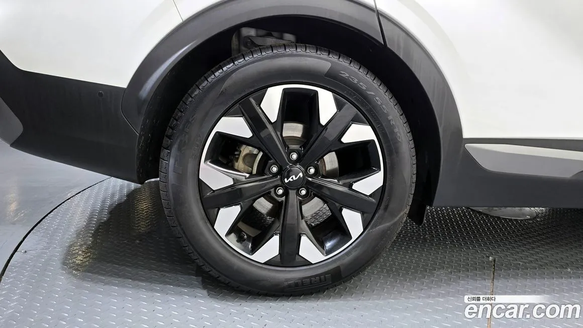 Kia Sportage — фото 7