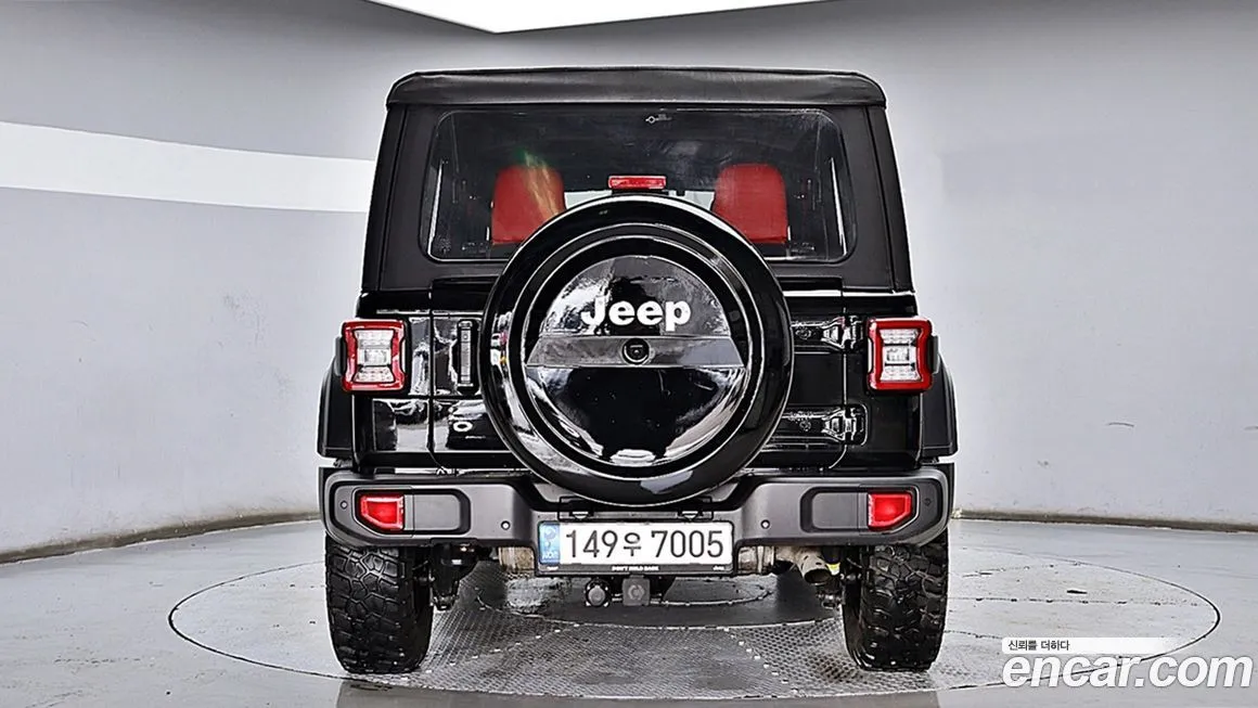 Jeep Wrangler — фото 4