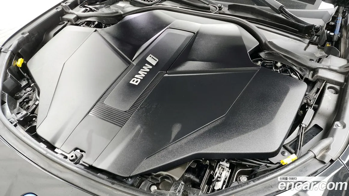 BMW i7 — фото 10