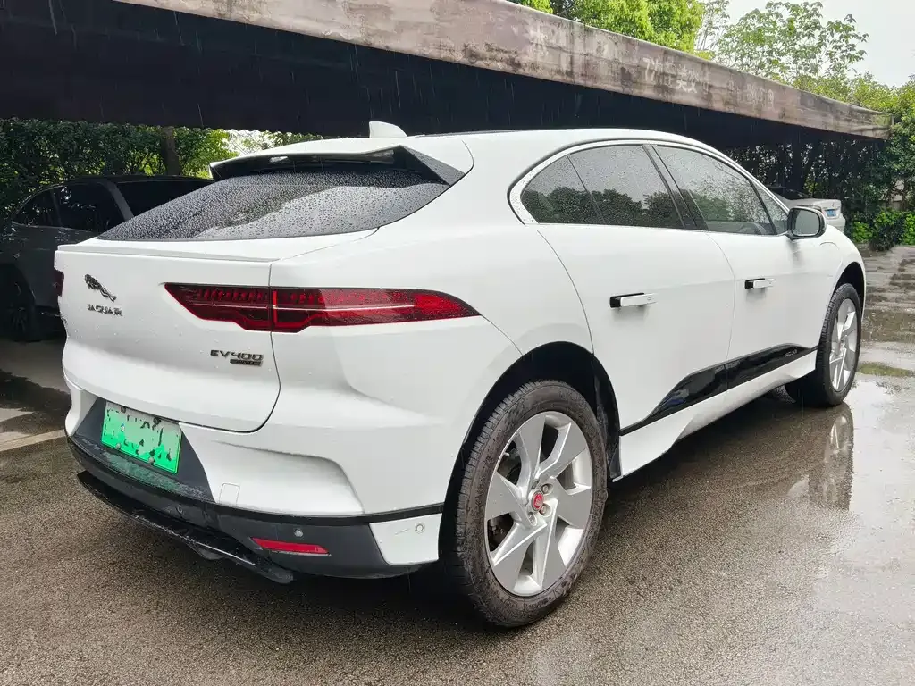 Jaguar I-PACE — фото 9