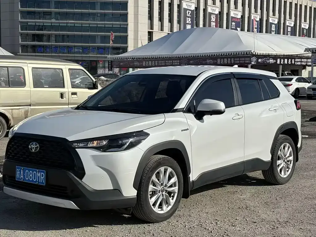 Toyota Corolla Cross — фото 3