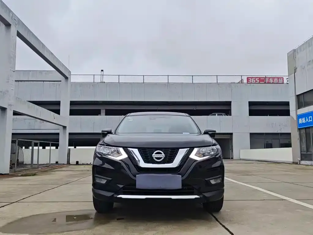 Nissan X-Trail — фото 5