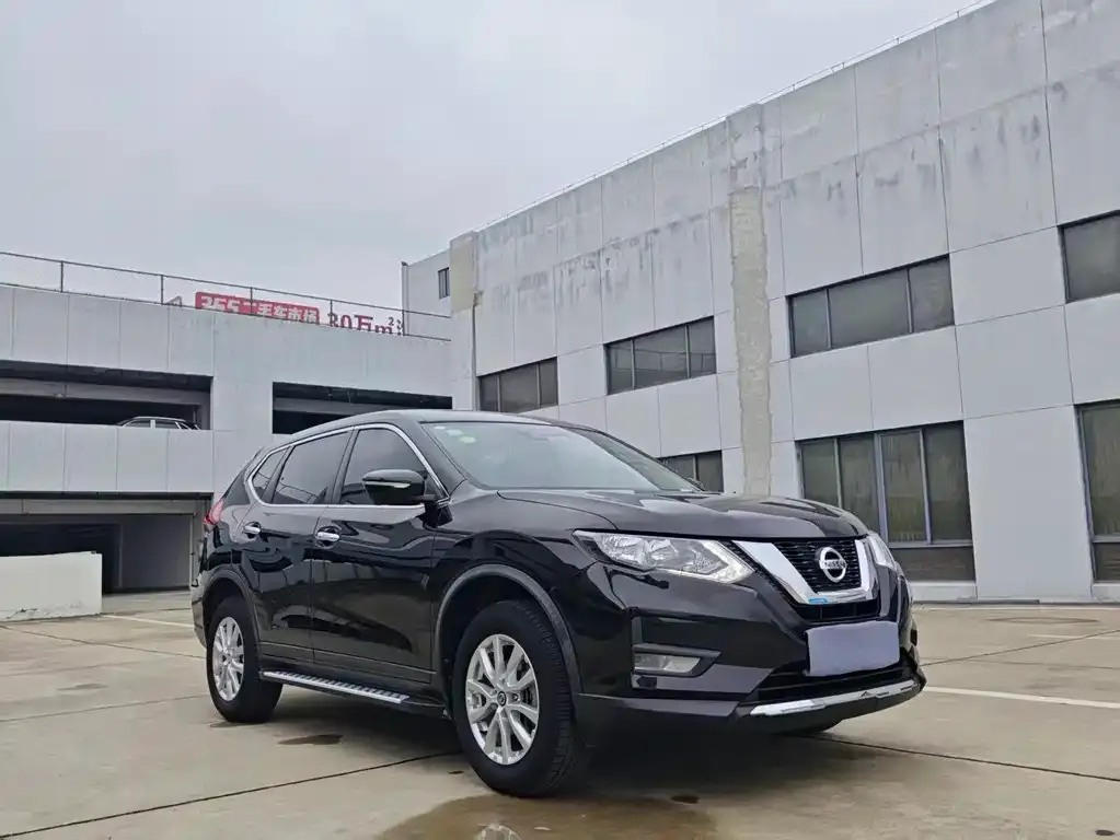 Nissan X-Trail — фото 6