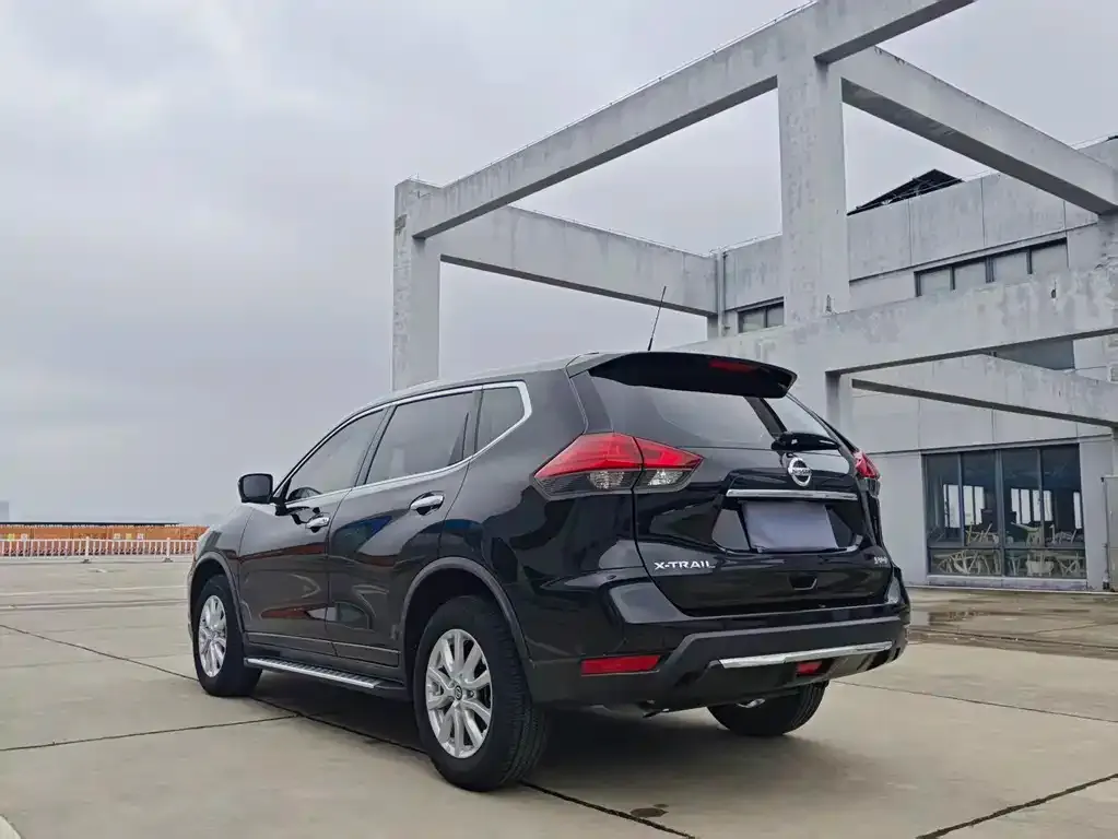Nissan X-Trail — фото 4