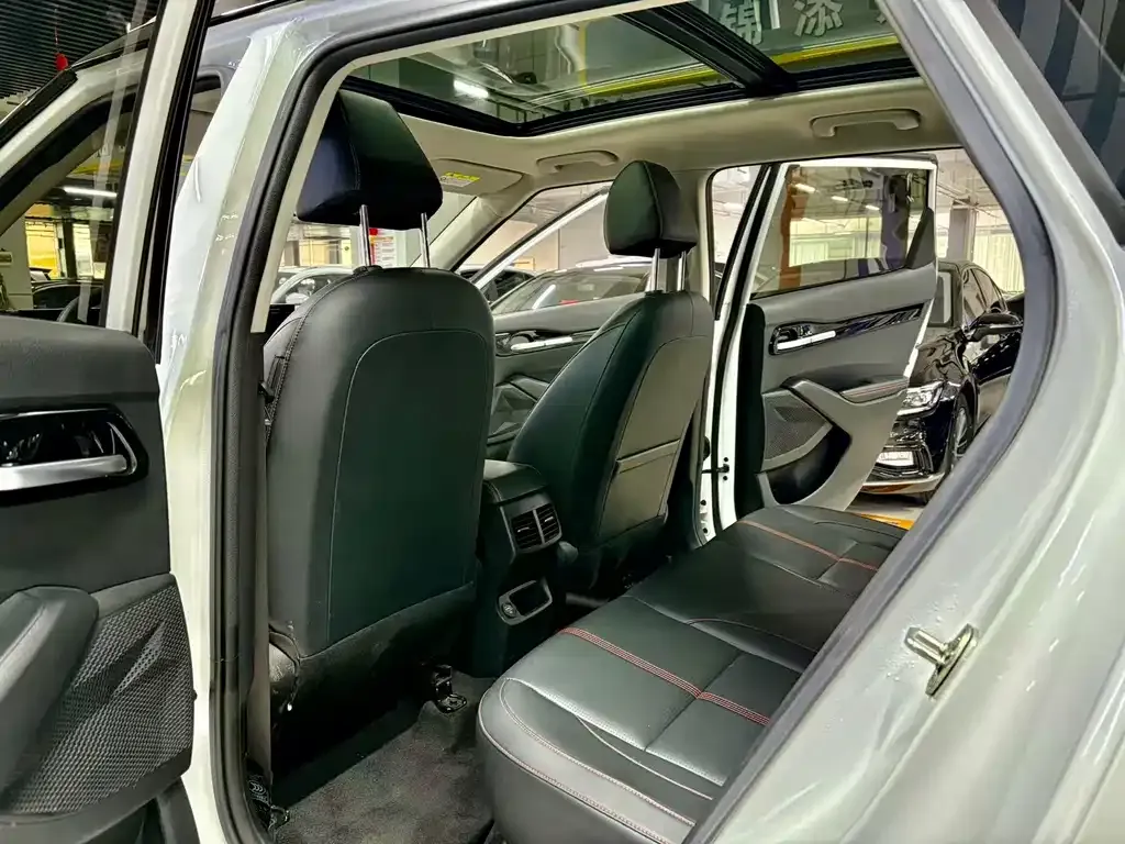Kia KX3 — фото 3