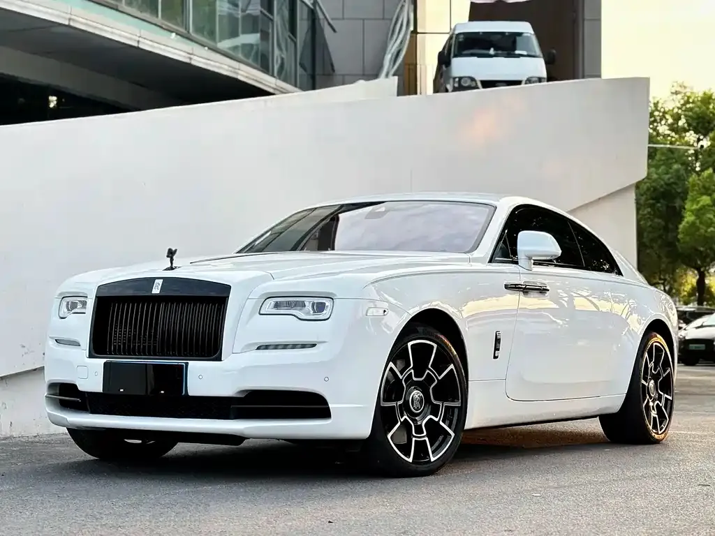 Rolls-Royce Wraith — фото 1
