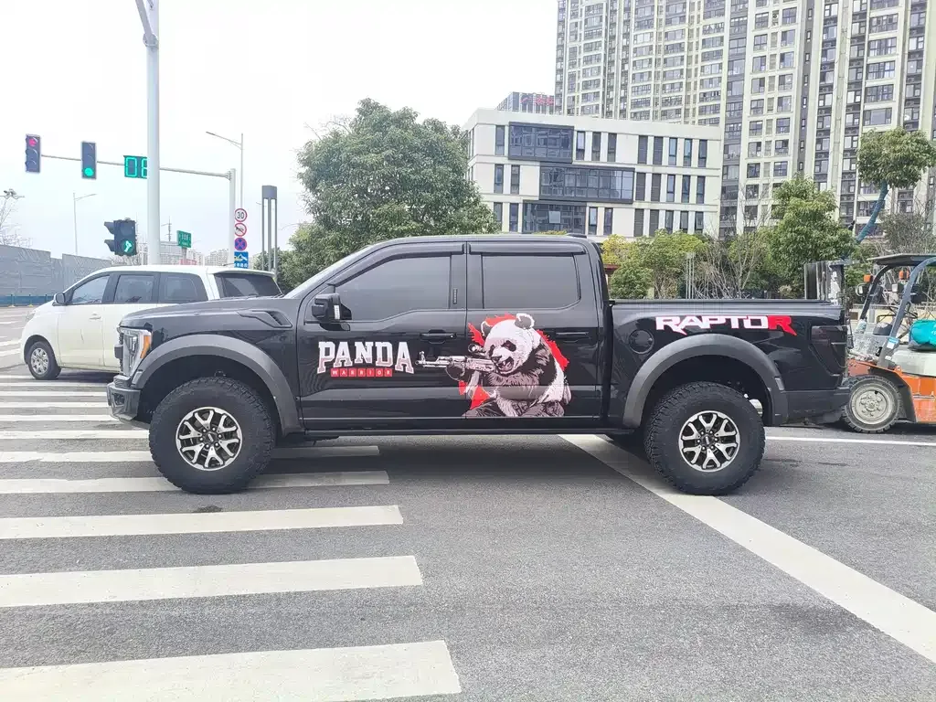 Ford F-150 Raptor — фото 6
