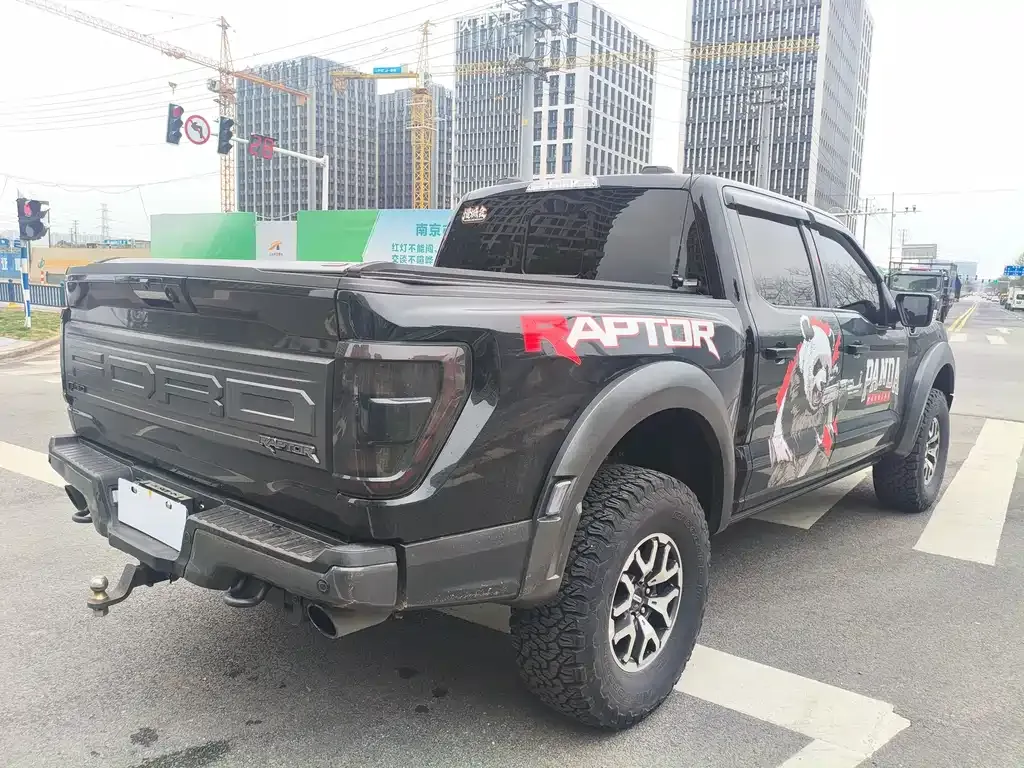 Ford F-150 Raptor — фото 5