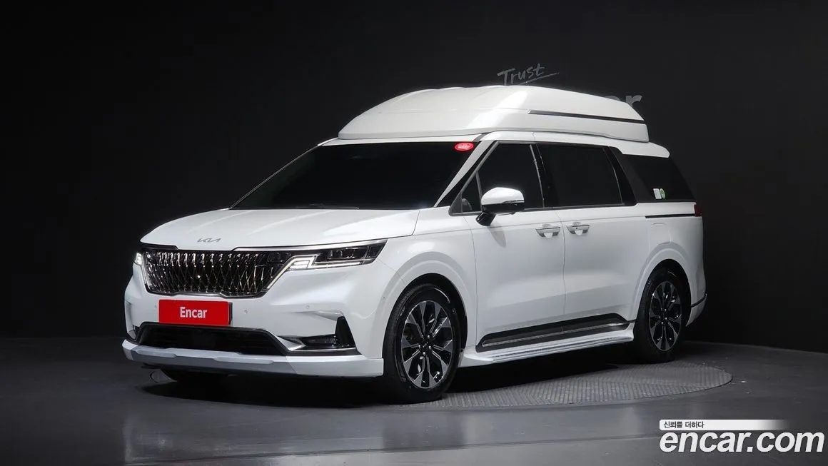 Kia Carnival — фото 1