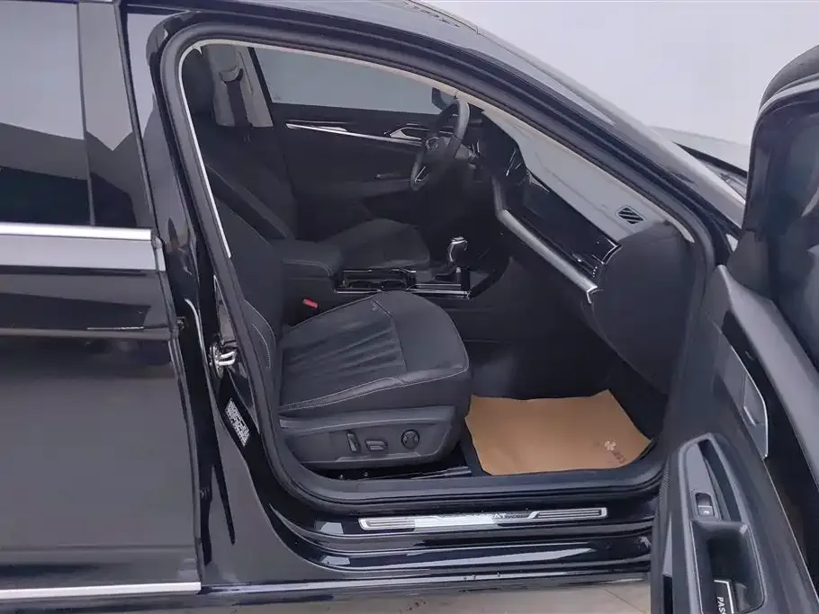 Volkswagen Passat — фото 4