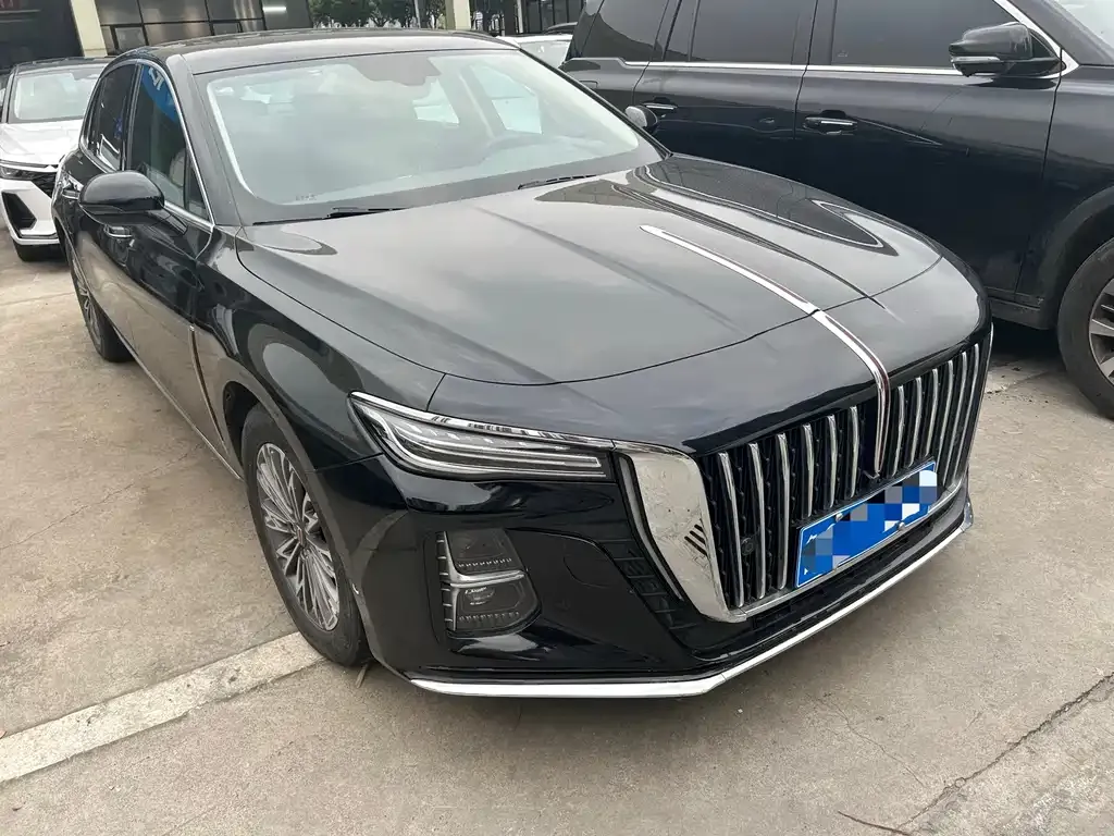 Hongqi H5 — фото 4